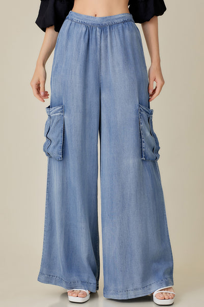 Wide-Legged Denim Pants